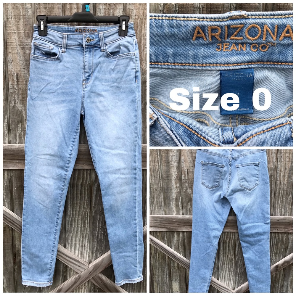 ARIZONA JEANS SIZE 0
